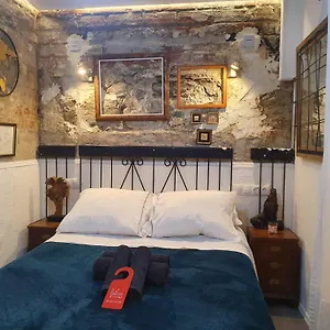 Studio Or With Private Bathroom Or With Shared Bathroom Appartement Barcelone